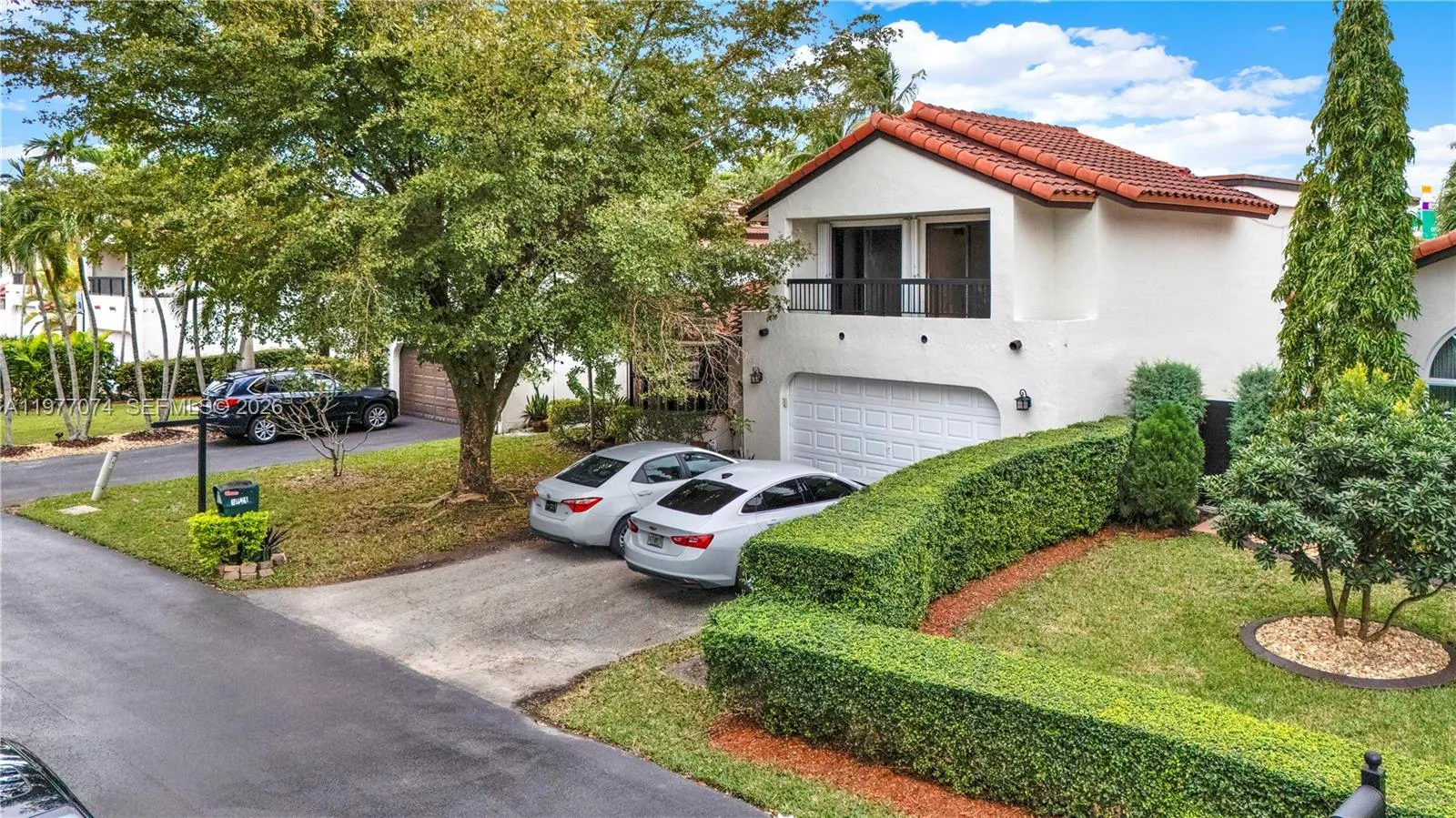 4 bedroom 3 bath for sale at 10528 SW 118th Pl, Miami FL 33186