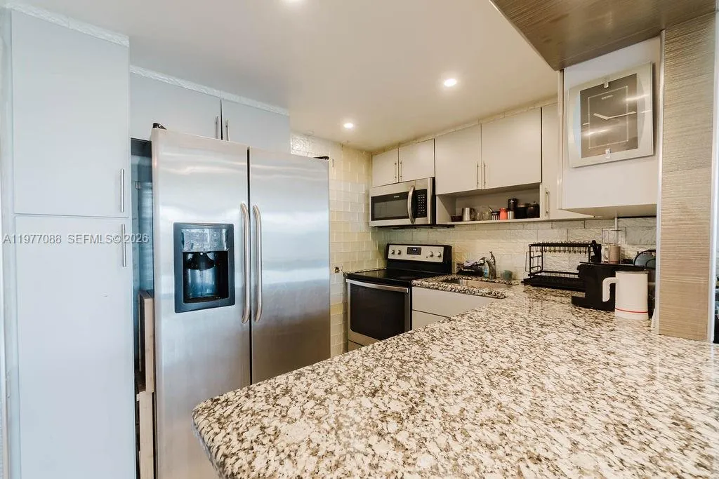 8000 Harding Ave # 2B, Miami Beach FL 33141