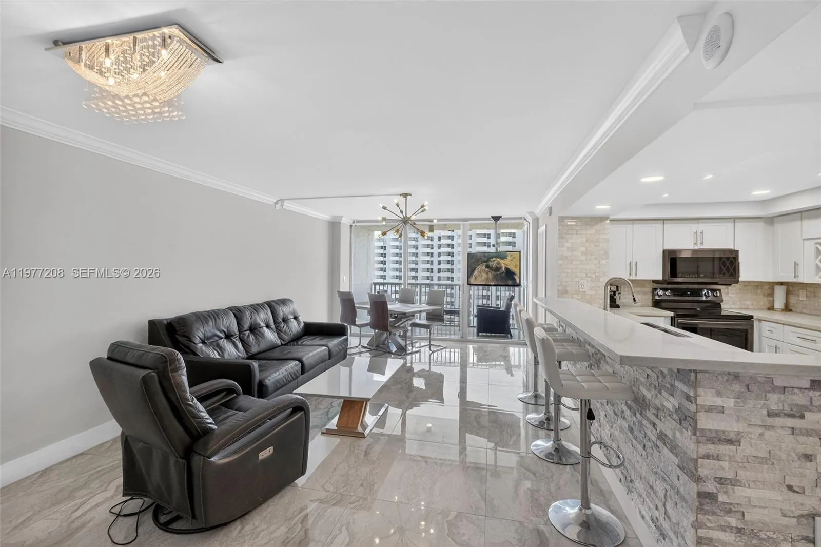 2655 Collins Ave # 1407, Miami Beach FL 33140
