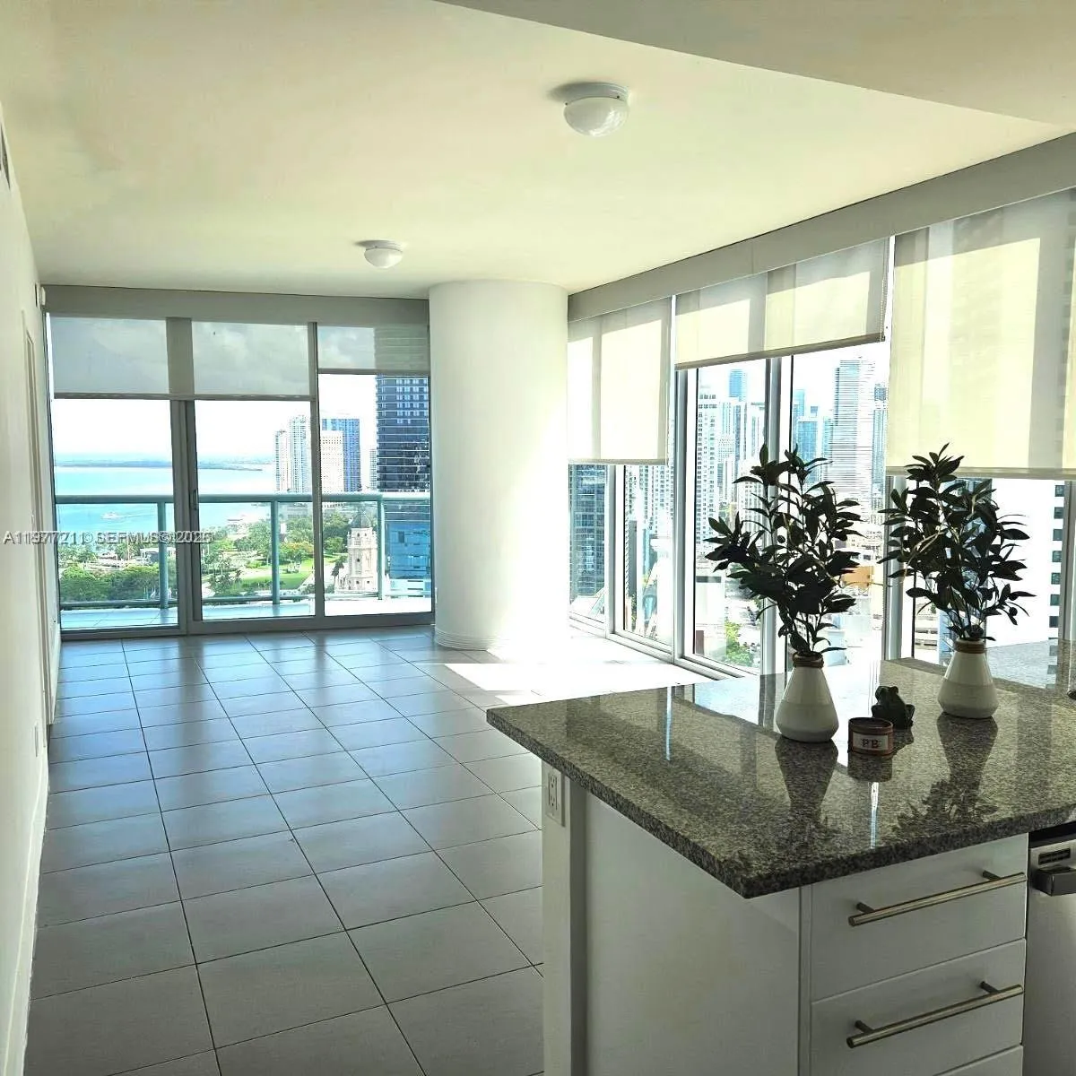 888 Biscayne Blvd # 3001, Miami FL 33132