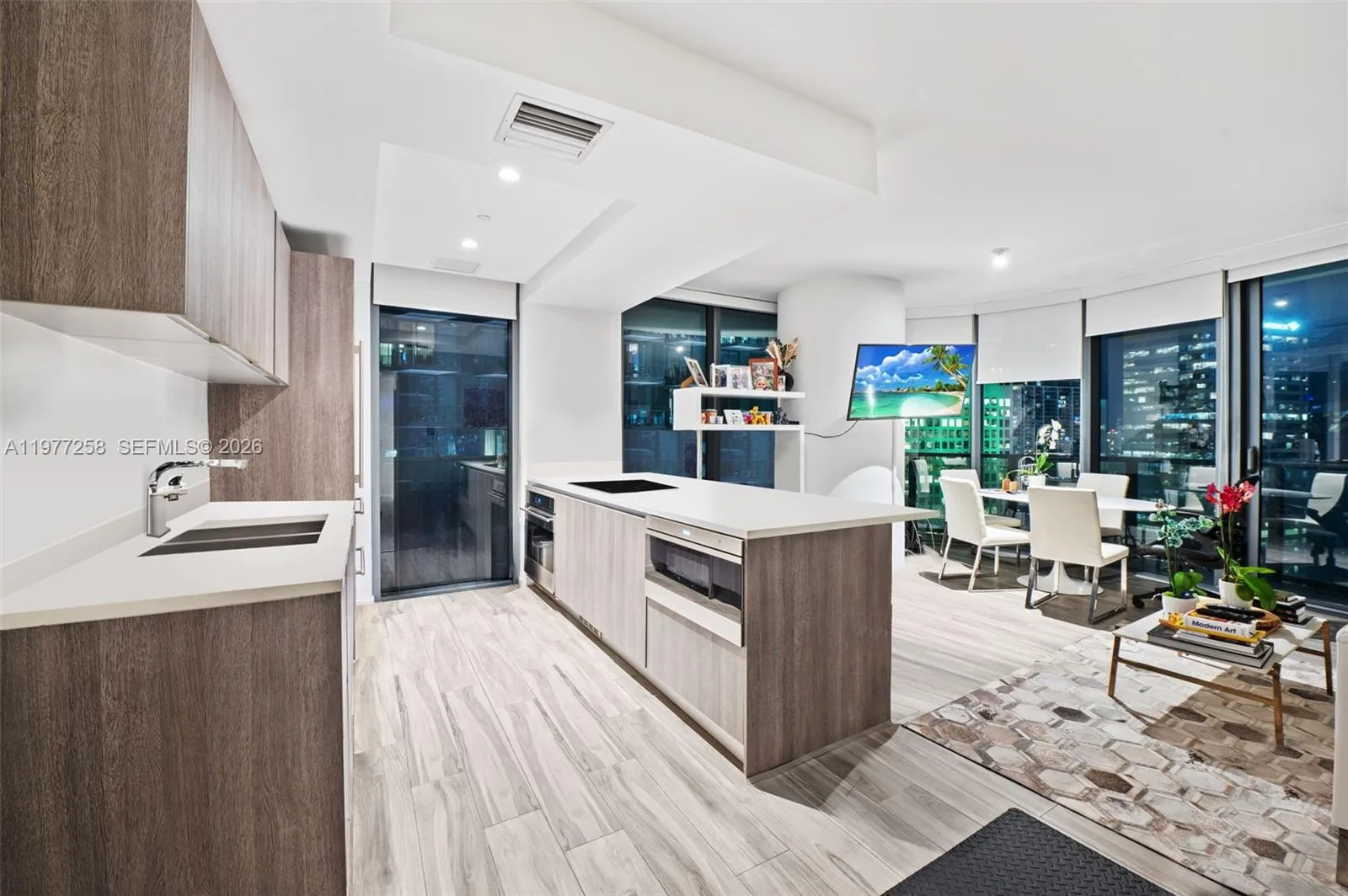 801 S Miami Ave # 2705, Miami FL 33130