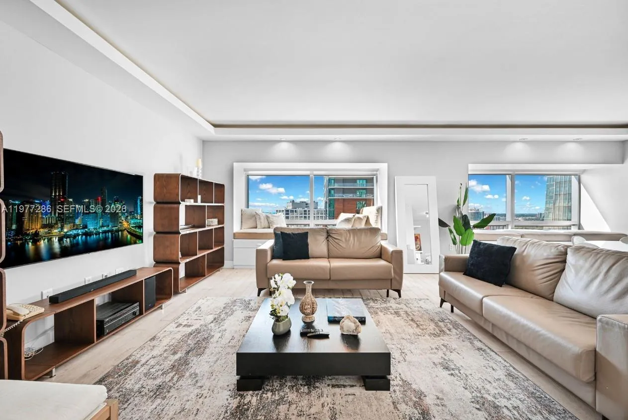 1435 Brickell Ave # 3401, Miami FL 33131