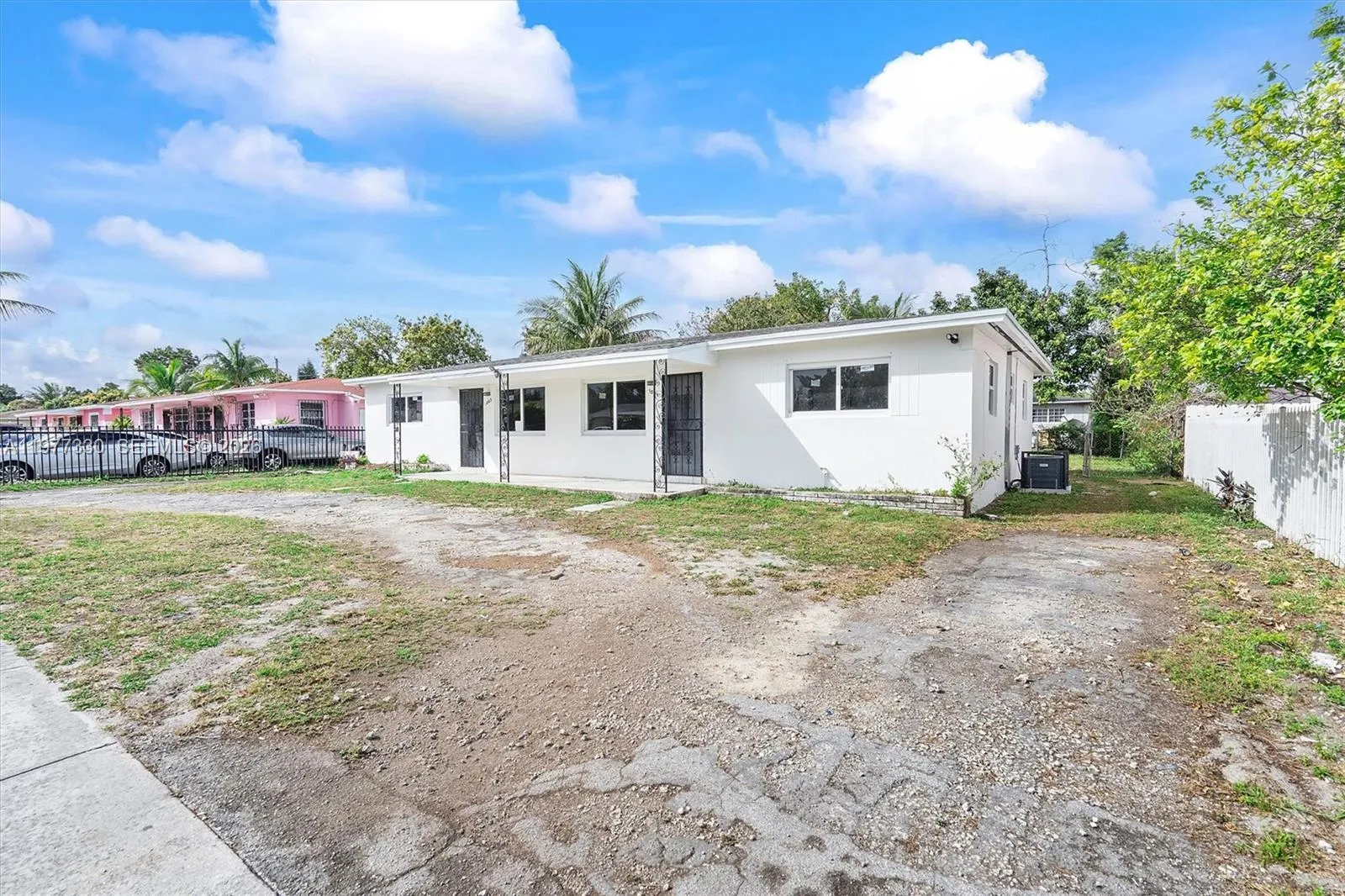 1061 NW 108 ter, Miami FL 33168