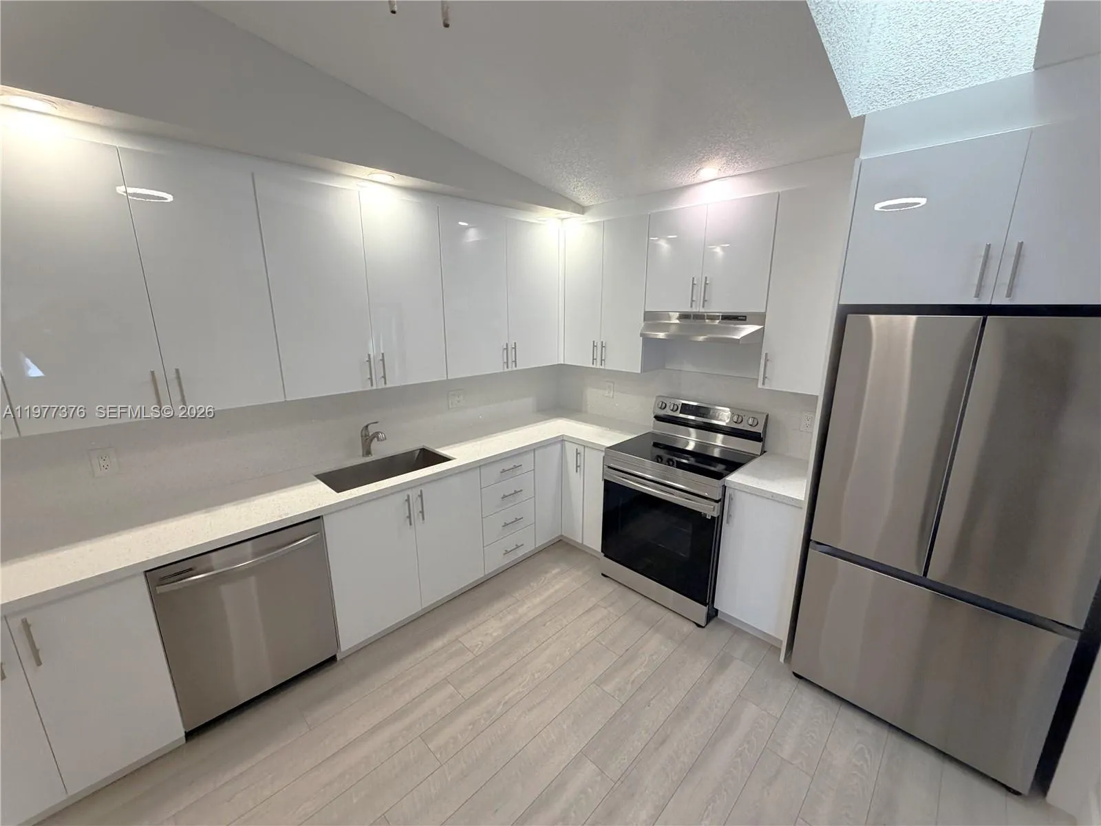1439 Captains Walk # D, Fort Pierce FL 34950