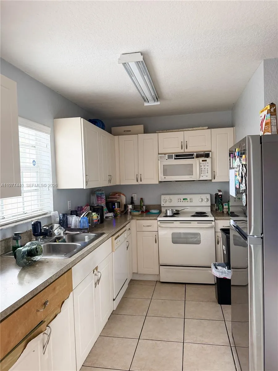 2323 SW 85Way, Miramar FL 33025