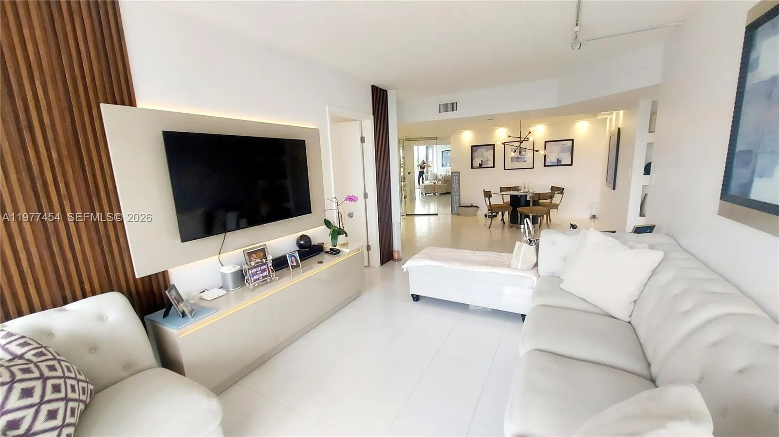 1000 W Island Blvd # 508, Aventura FL 33160