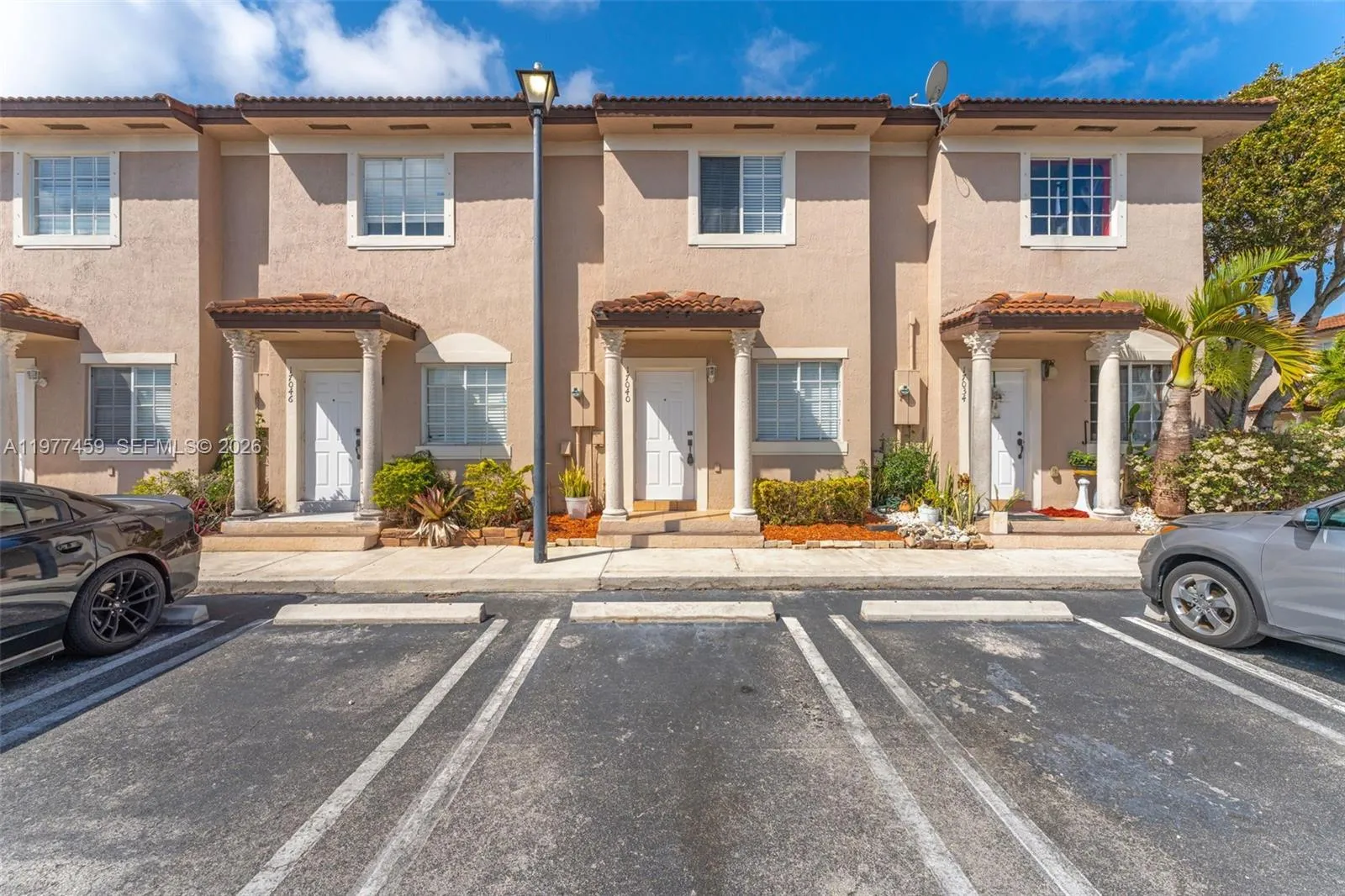 2 bedroom 2 bath for sale at 17040 SW 137th Pl, Miami FL 33177