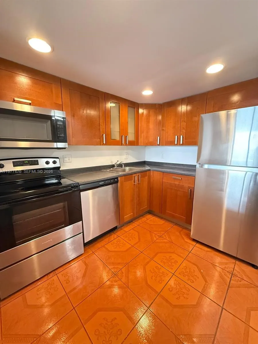 13499 Biscayne Blvd # 1114, North Miami FL 33181