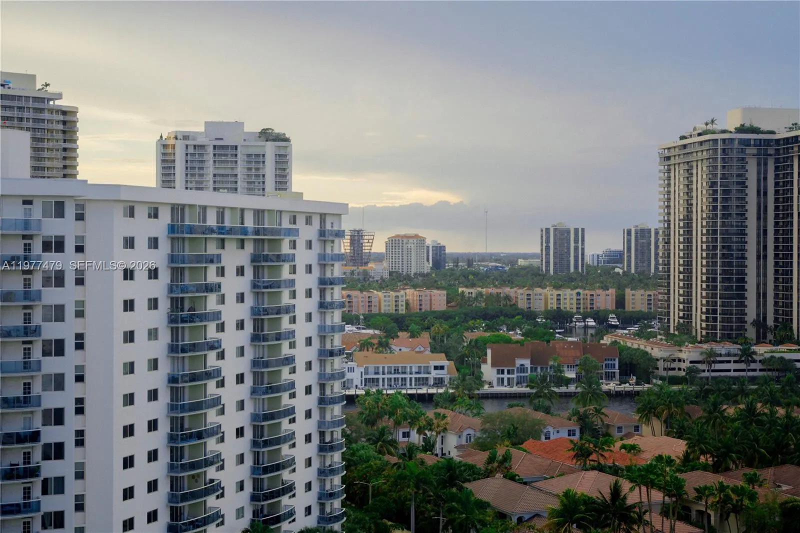 19370 Collins Ave # 1614, Sunny Isles Beach FL 33160