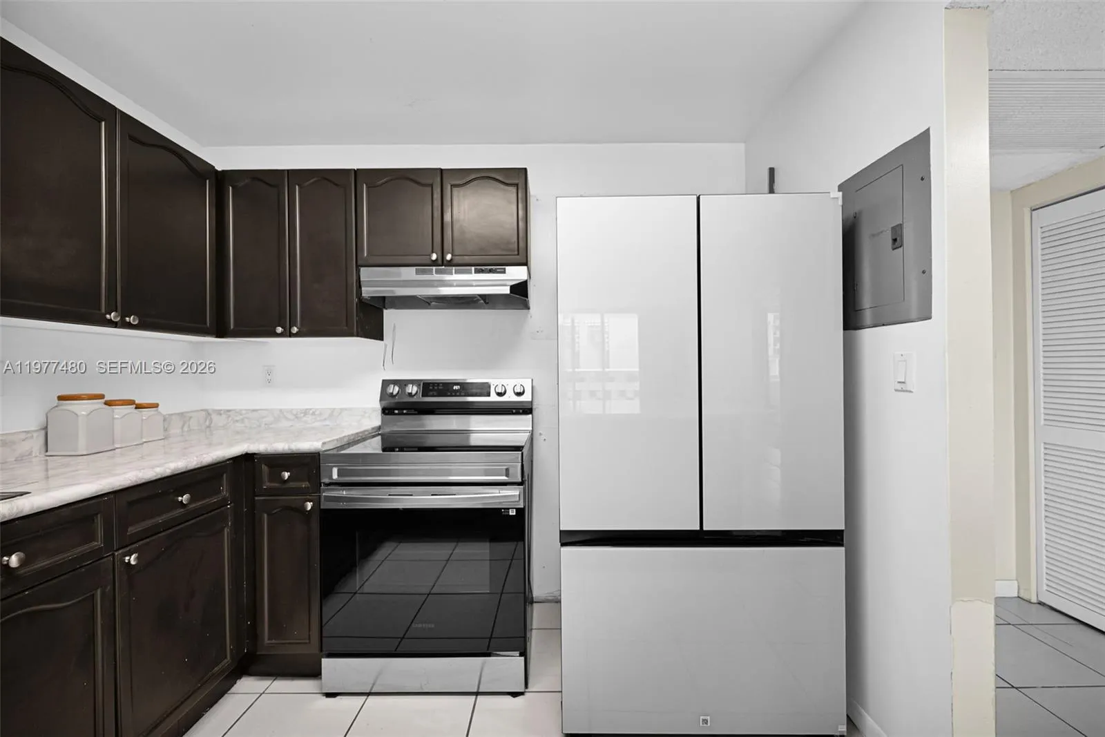 2301 Collins Ave # 802, Miami Beach FL 33139