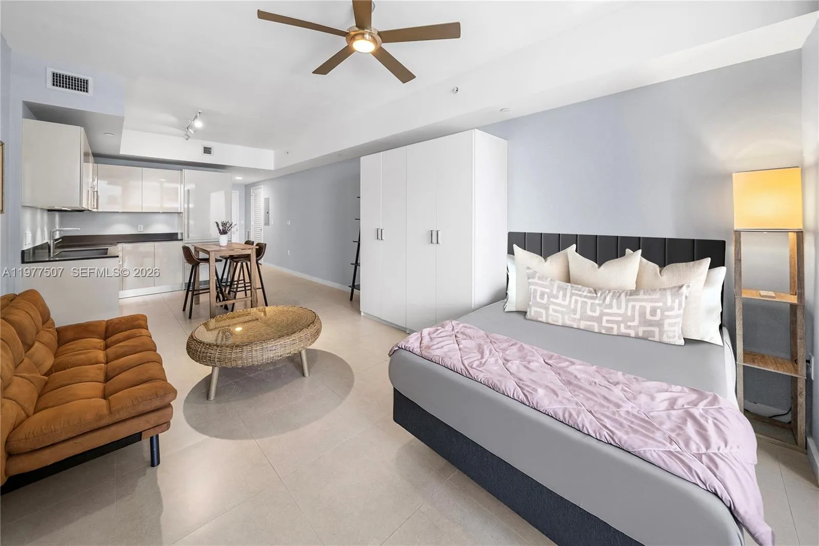 1 bath for sale at 1010 Brickell Ave # 3610, Miami FL 33131