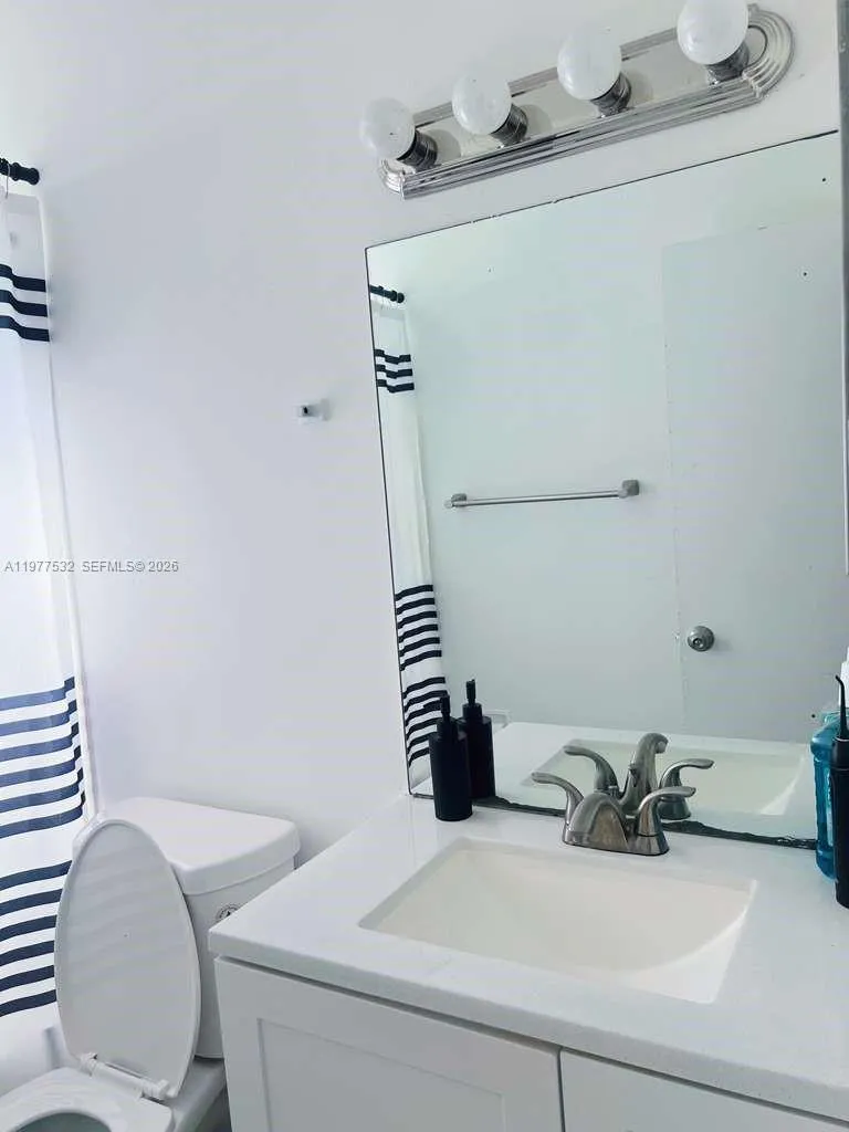4435 Treehouse Ln # H, Tamarac FL 33319