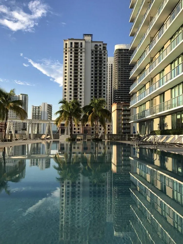 1111 SW 1st Ave, Miami FL 33130
