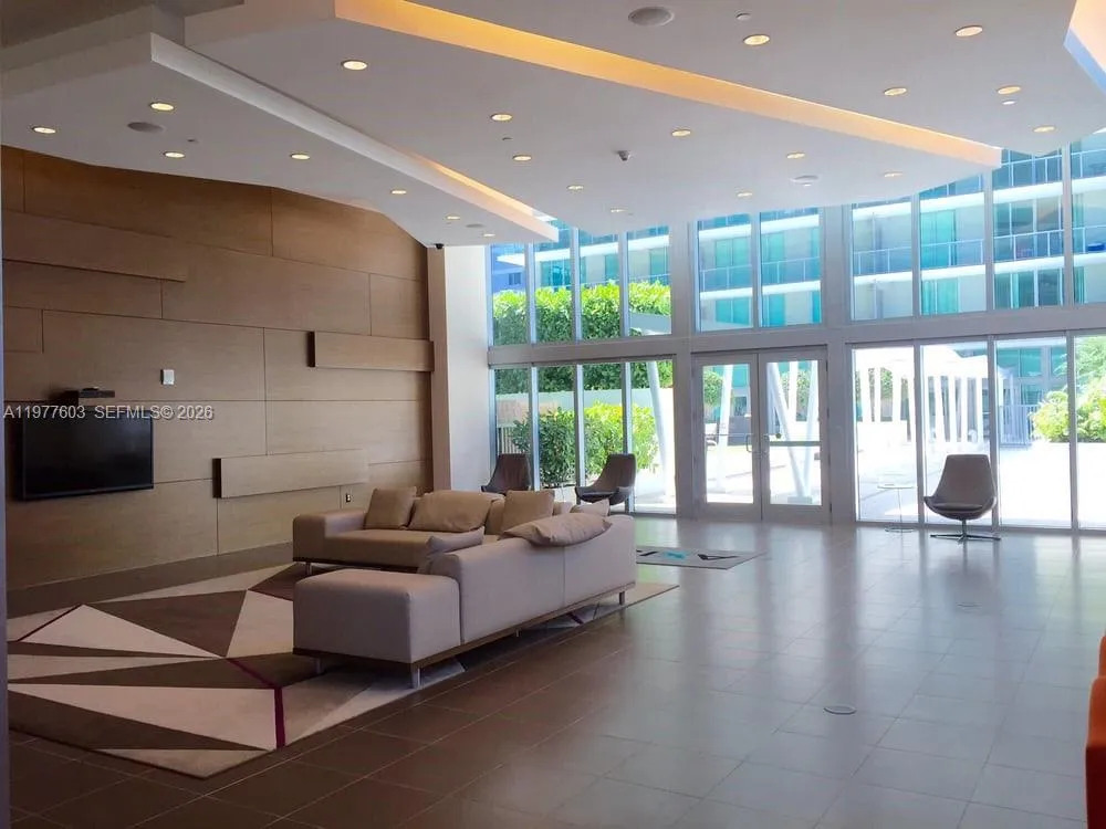 1111 SW 1st Ave, Miami FL 33130