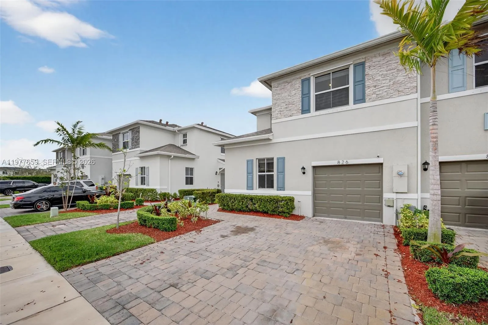 826 SE 17th St, Homestead FL 33034