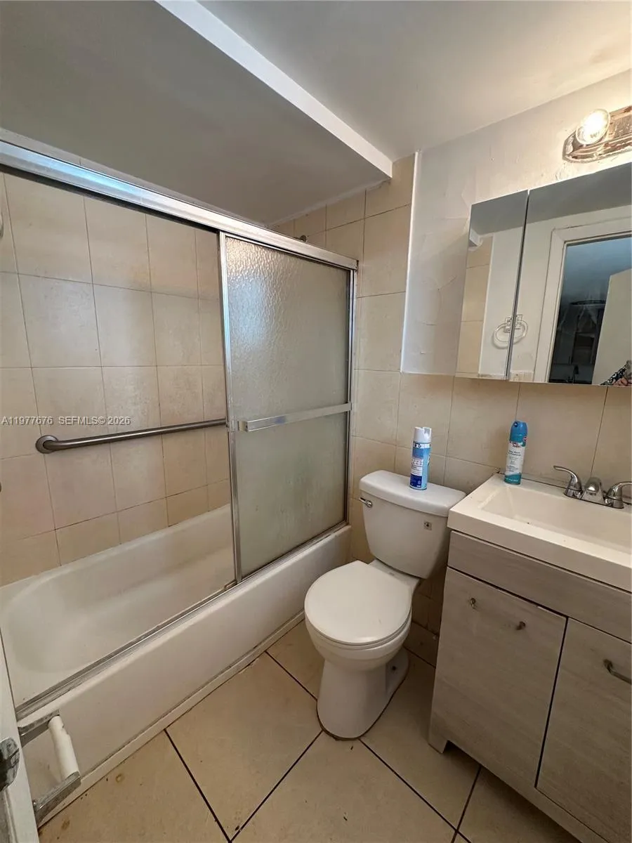 12890 NE 8th Ave # 107, North Miami FL 33161