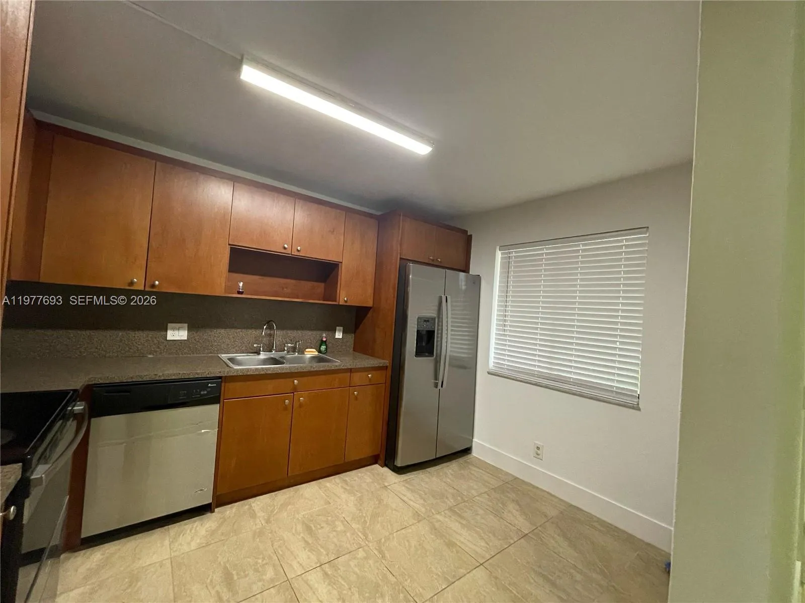 16481 Blatt Blvd # 102, Weston FL 33326