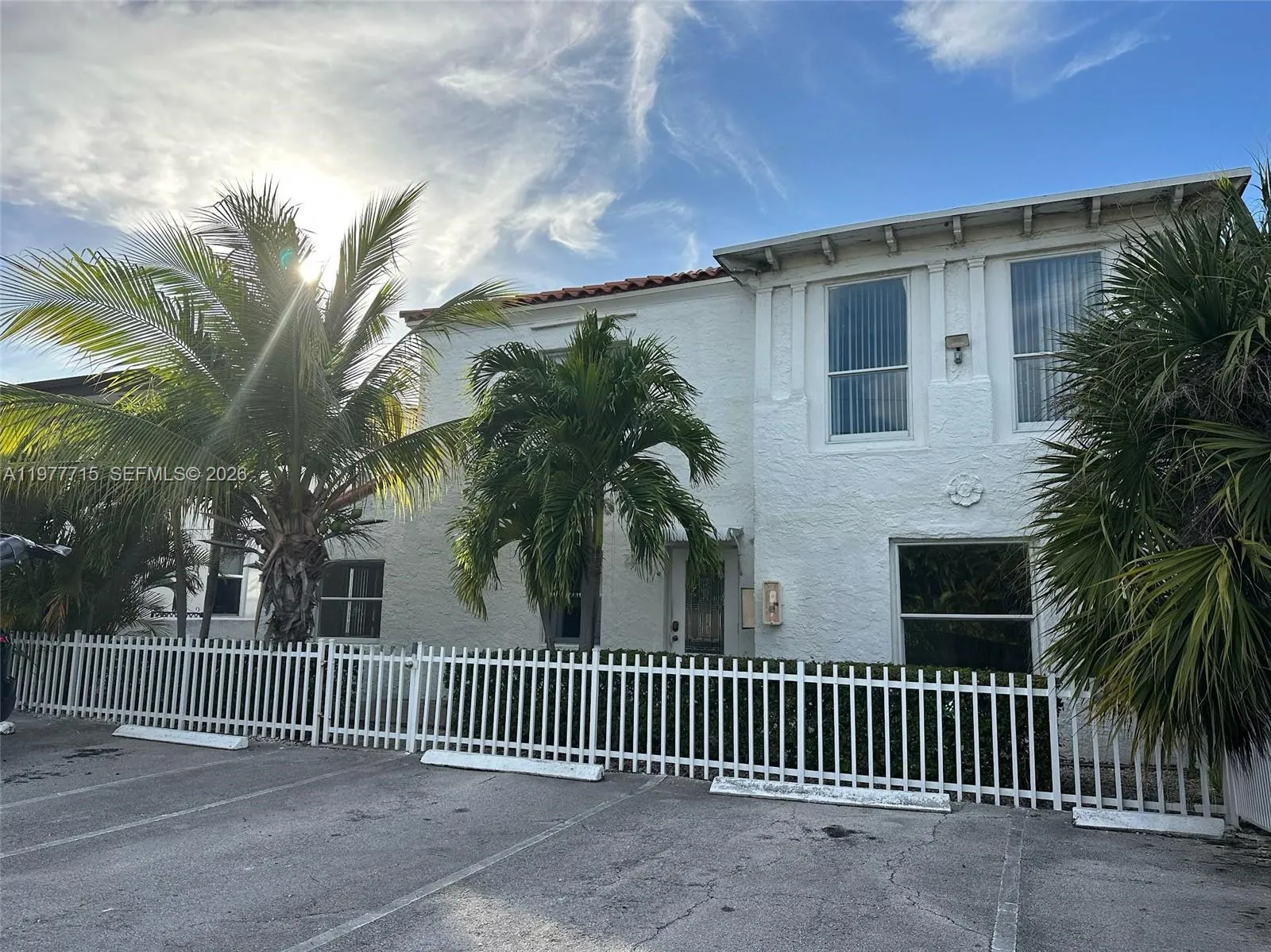 for sale at 2816 Pine Tree Dr, Miami Beach FL 33140