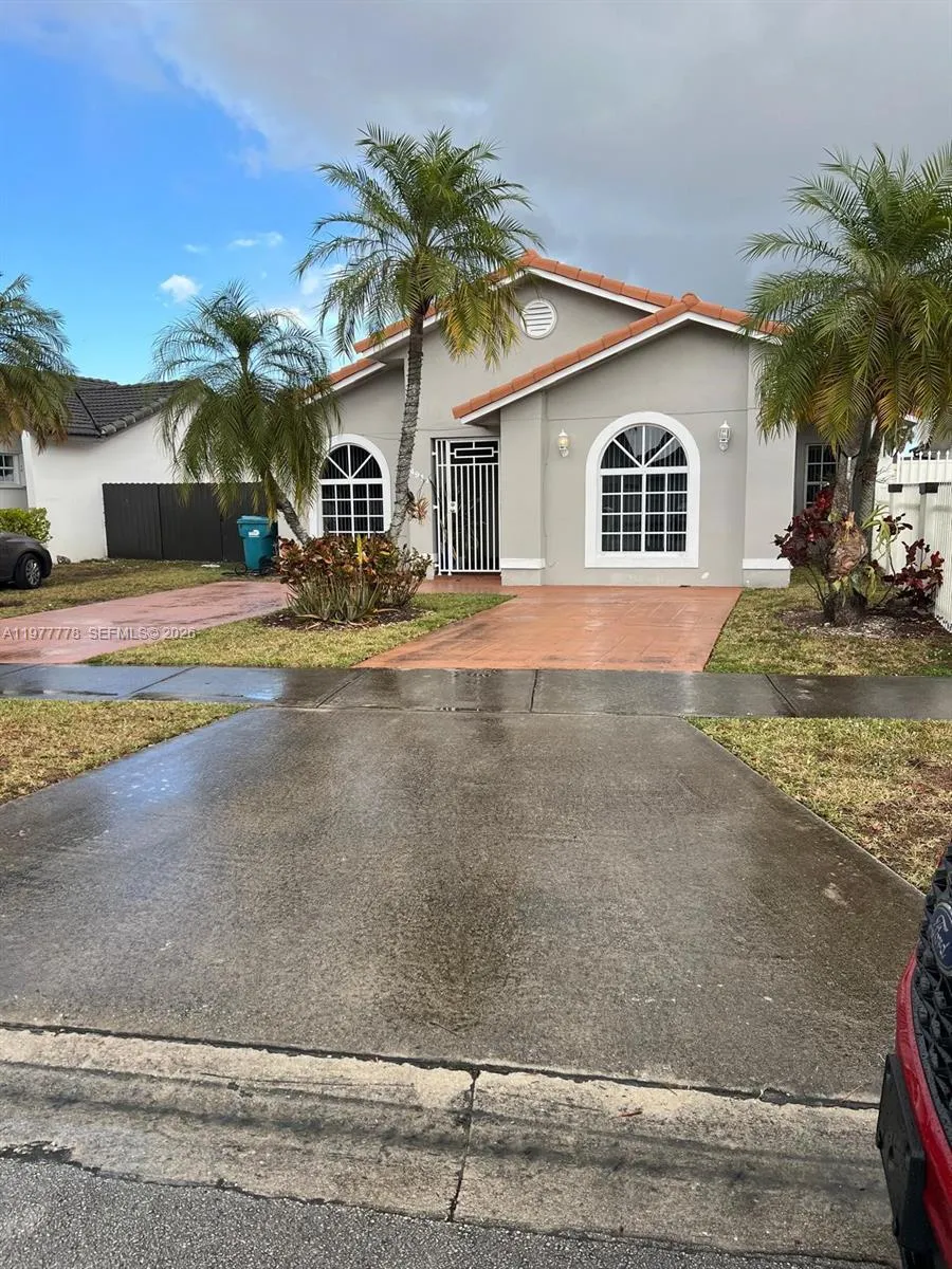 3 bedroom 2 bath for sale at 4911 SW 142nd Pl, Miami FL 33175
