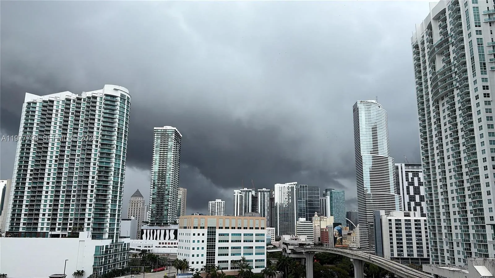 185 SW 7th St # 1605, Miami FL 33130