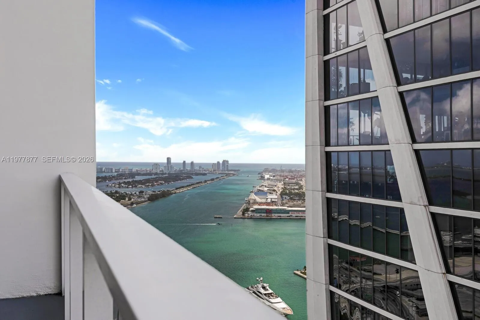 1 bedroom 1 bath for sale at 1040 Biscayne Blvd # 4208, Miami FL 33132