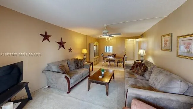 619 NE 14th Ave # 303, Hallandale Beach FL 33009