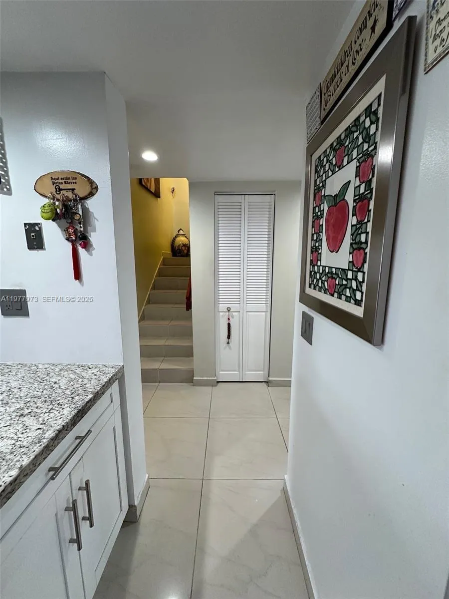 2385 W 69th St # A, Hialeah FL 33016