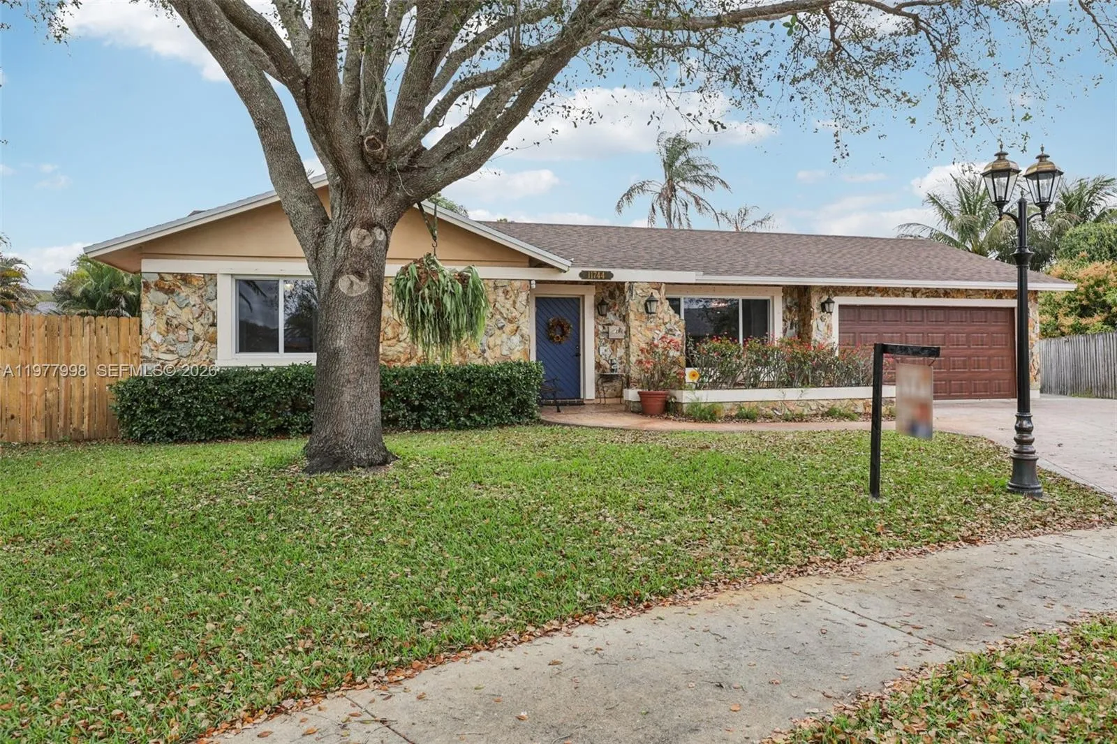 11744 SW 53rd Ct, Cooper City FL 33330
