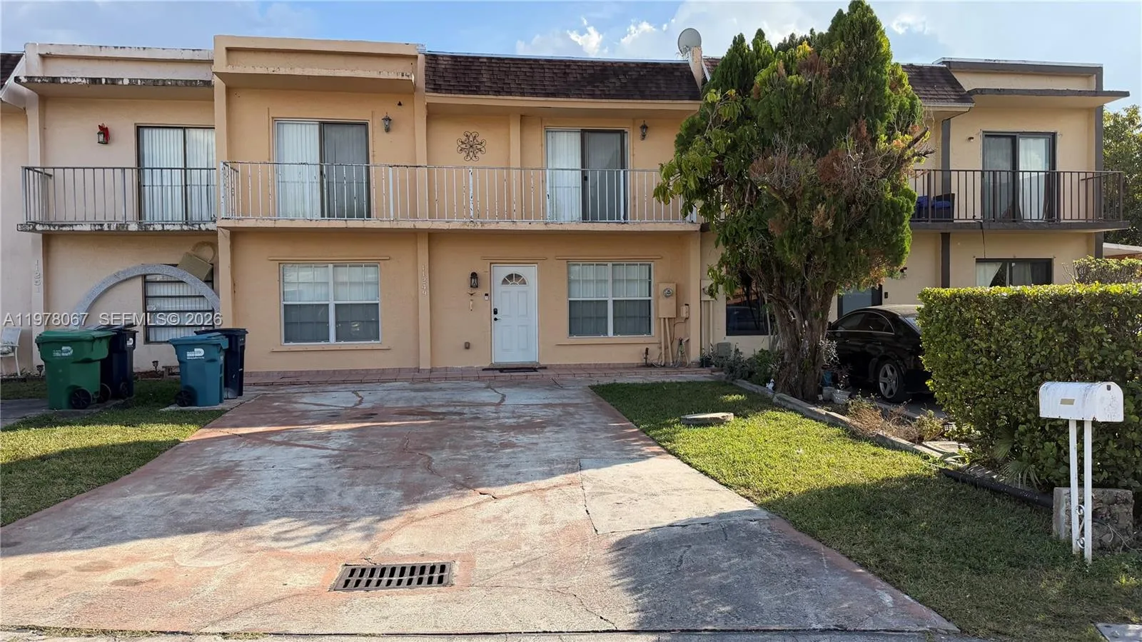 11249 SW 33rd Cir Pl, Miami FL 33165