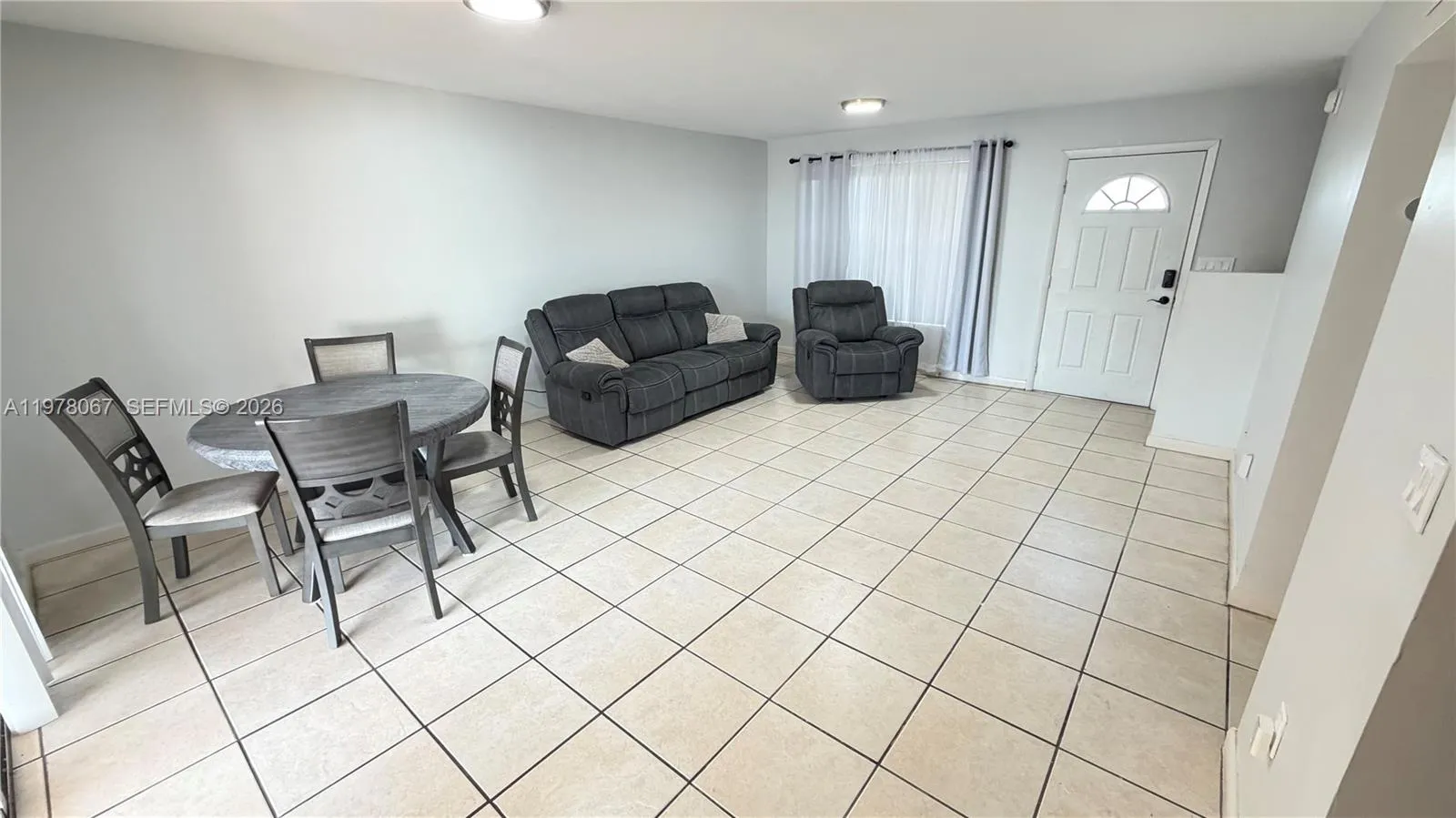 11249 SW 33rd Cir Pl, Miami FL 33165