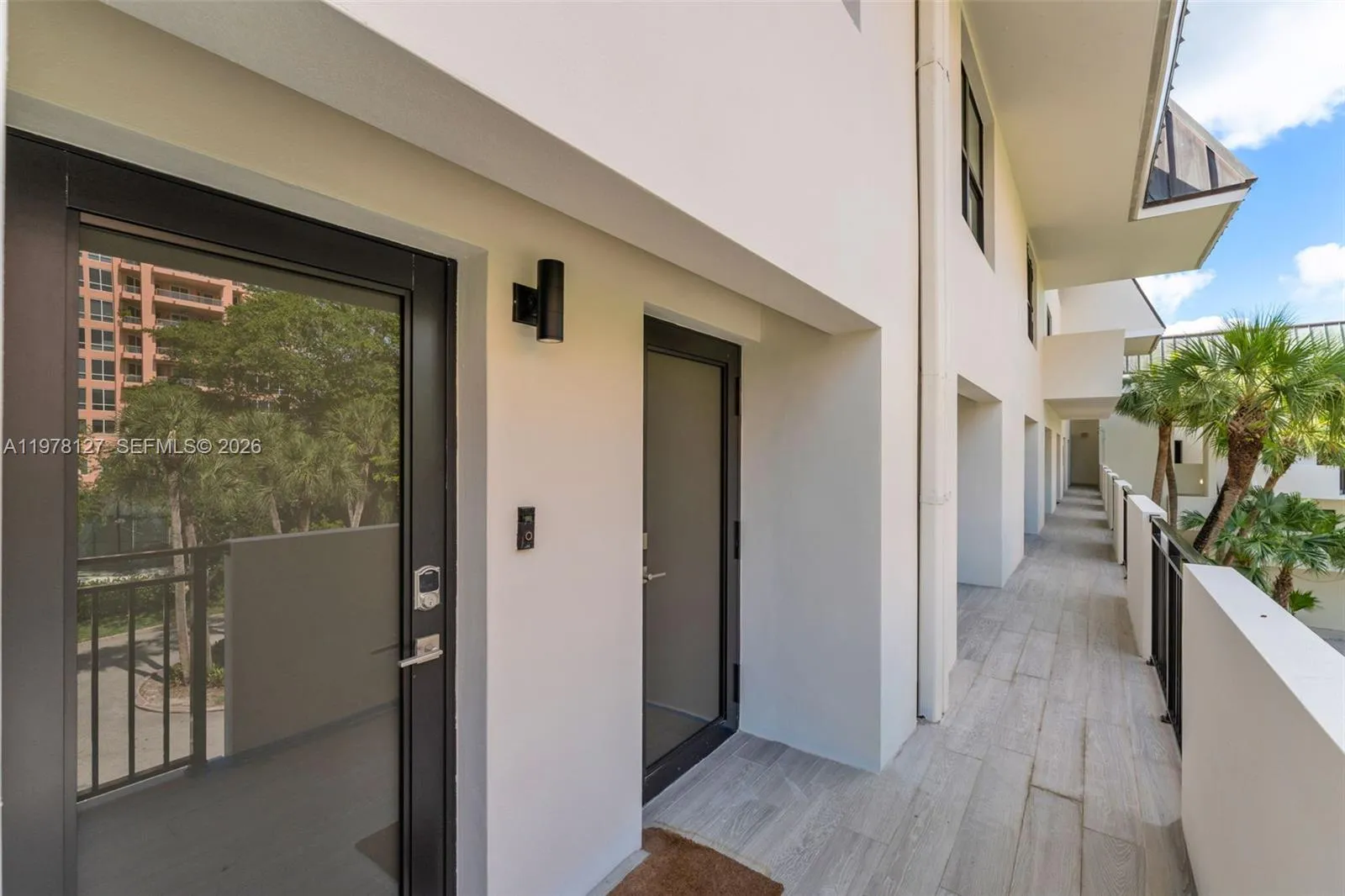 6901 Edgewater Dr # 315, Coral Gables FL 33133