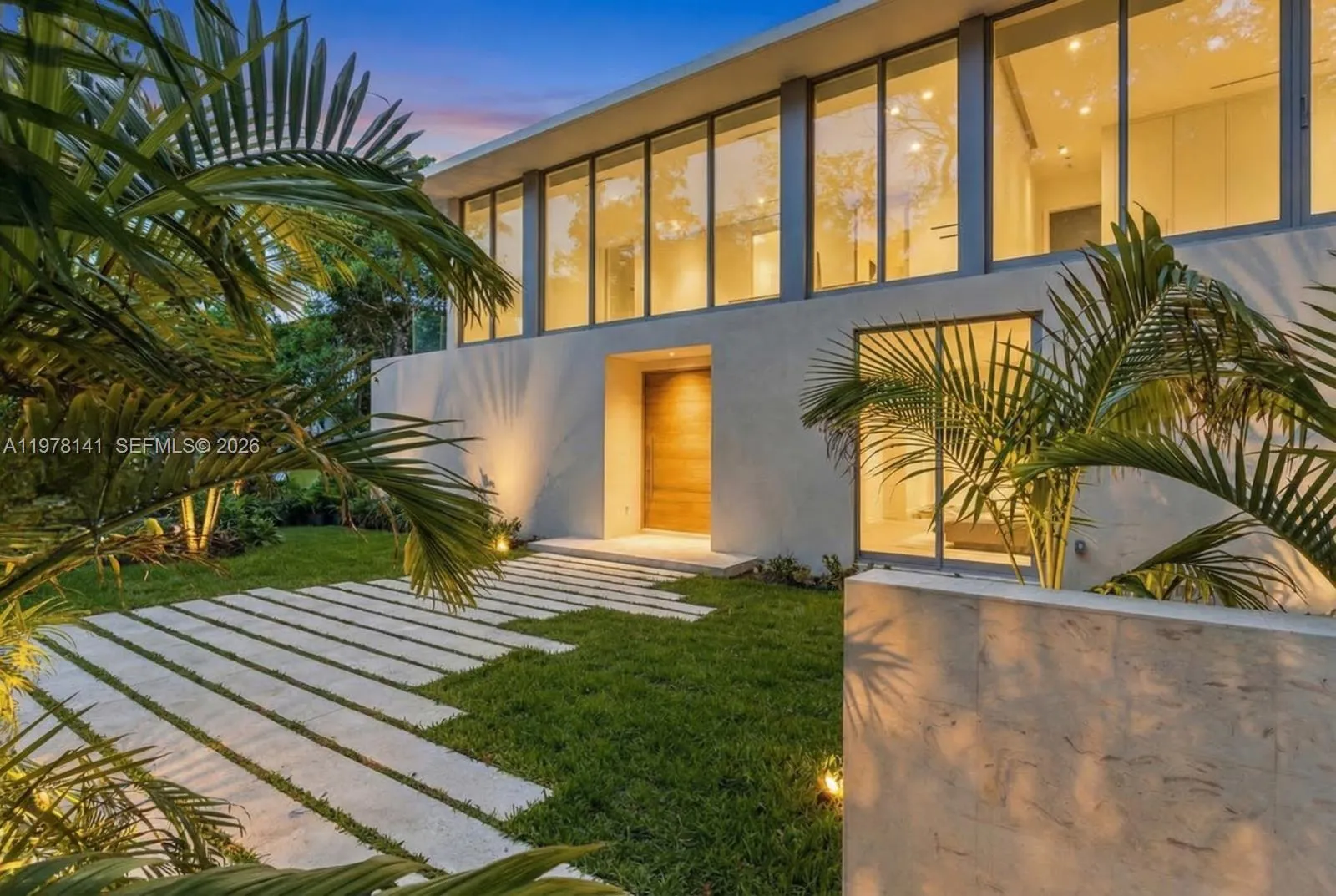 8 bedroom 8 bath for sale at 4280 Ingraham Hwy, Miami FL 33133