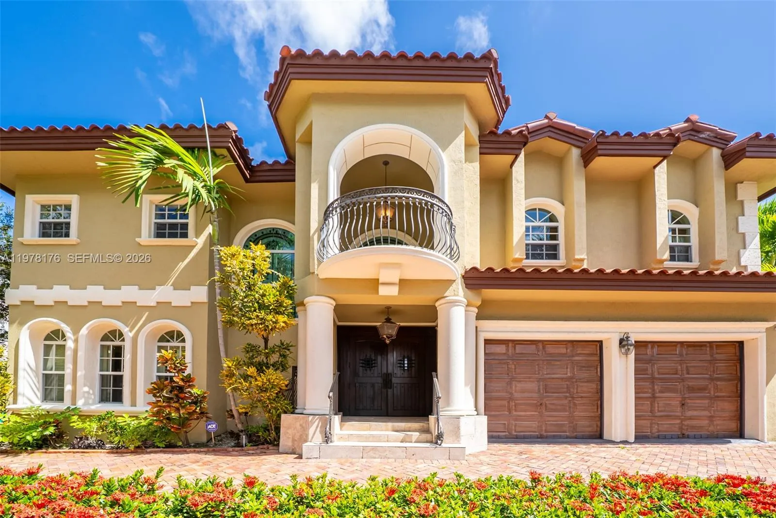 4501 N Bay Rd, Miami Beach FL 33140