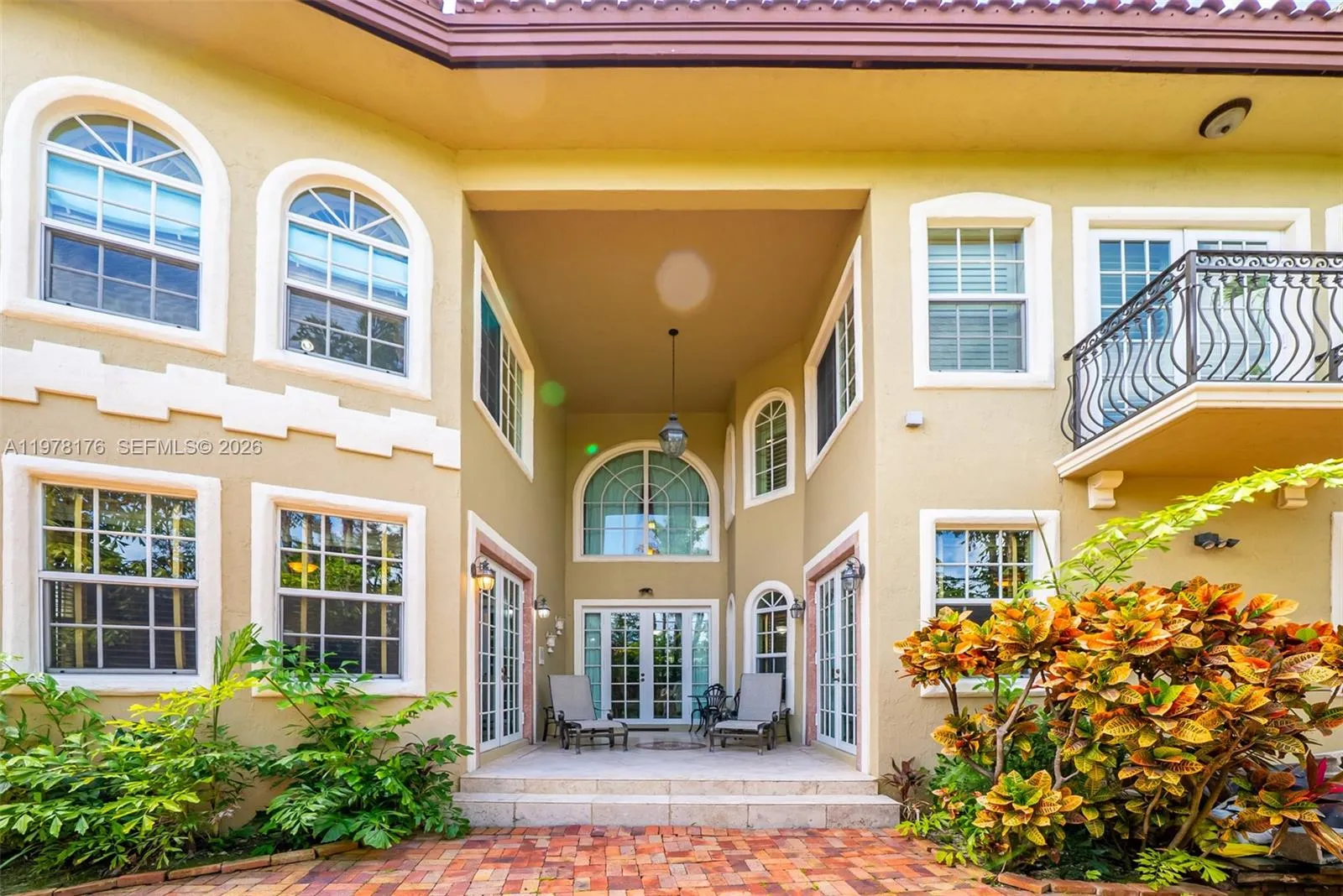 4501 N Bay Rd, Miami Beach FL 33140