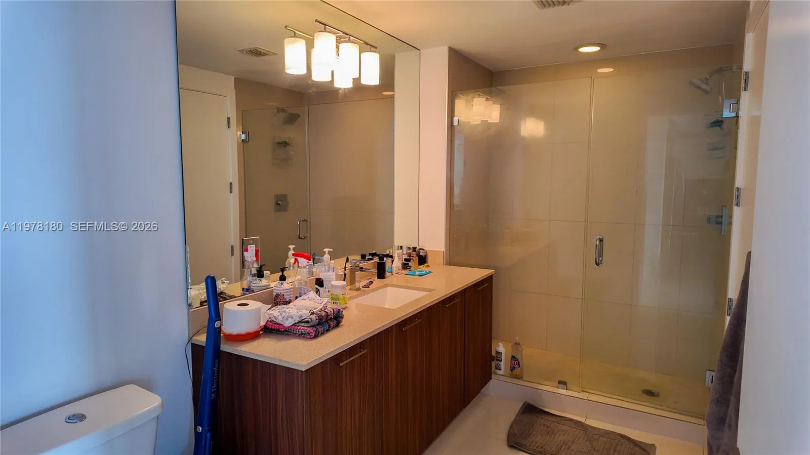 5300 Paseo Blvd # 1807, Doral FL 33166