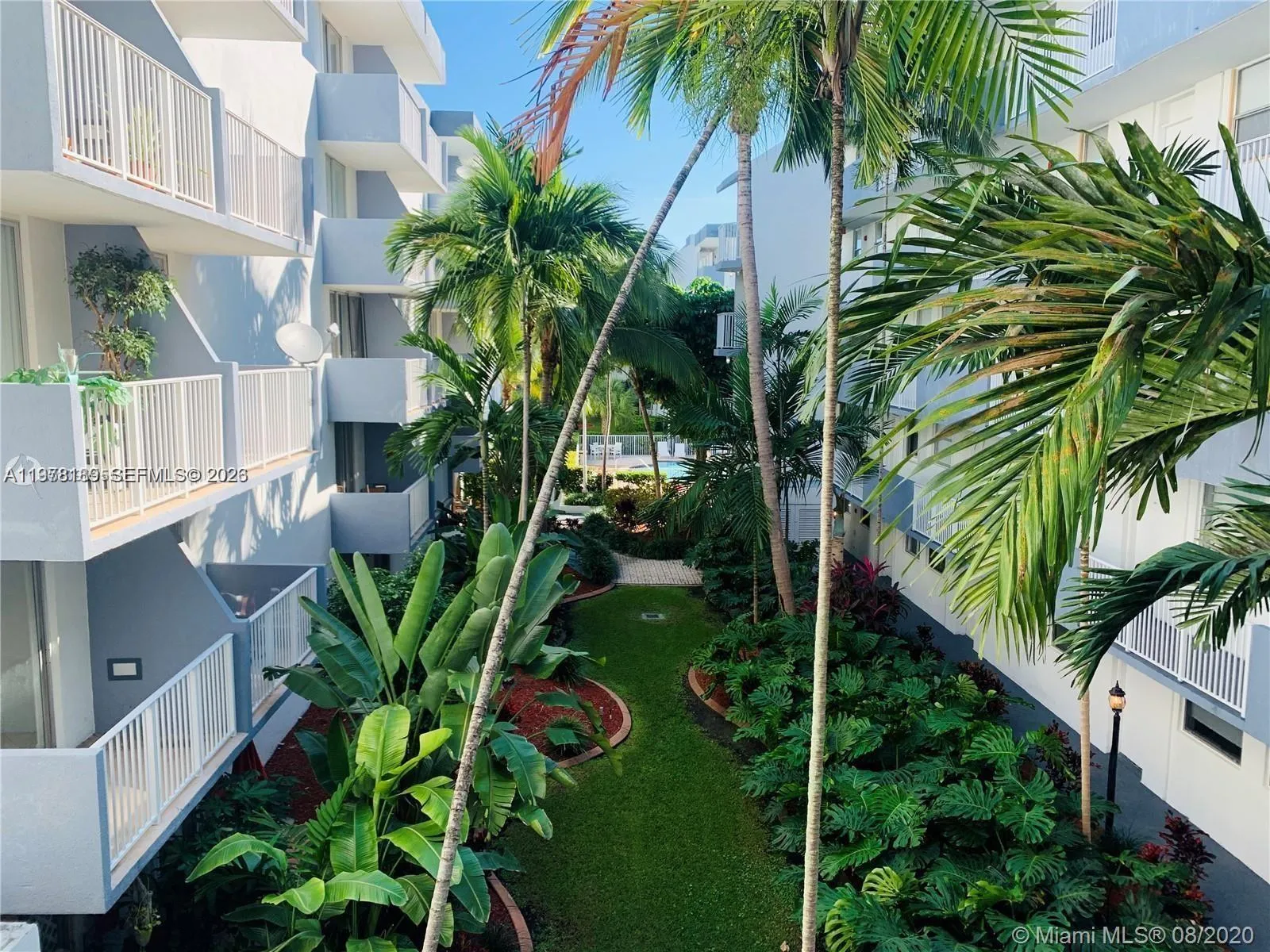 1801 S Treasure Dr # 101, North Bay Village FL 33141
