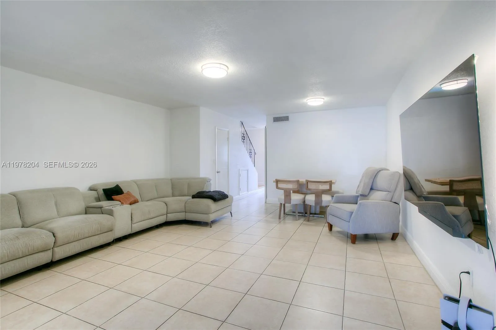 7389 W 18th Ave, Hialeah FL 33014