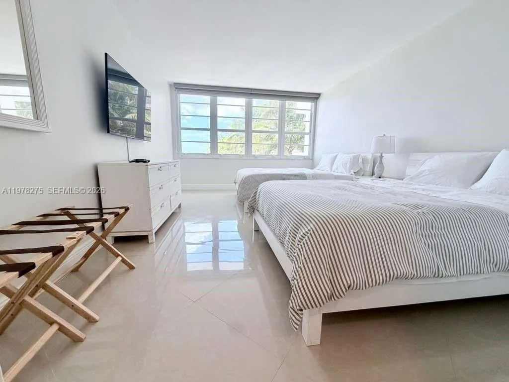 100 Lincoln Rd # 521, Miami Beach FL 33139