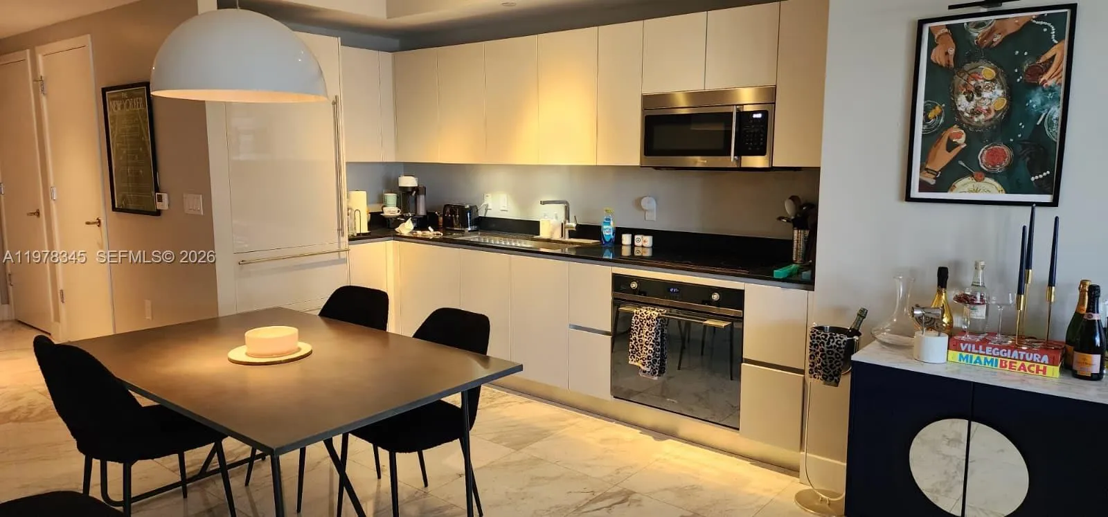 1 bedroom 1 bath for sale at 1010 Brickell Ave # 4208, Miami FL 33131