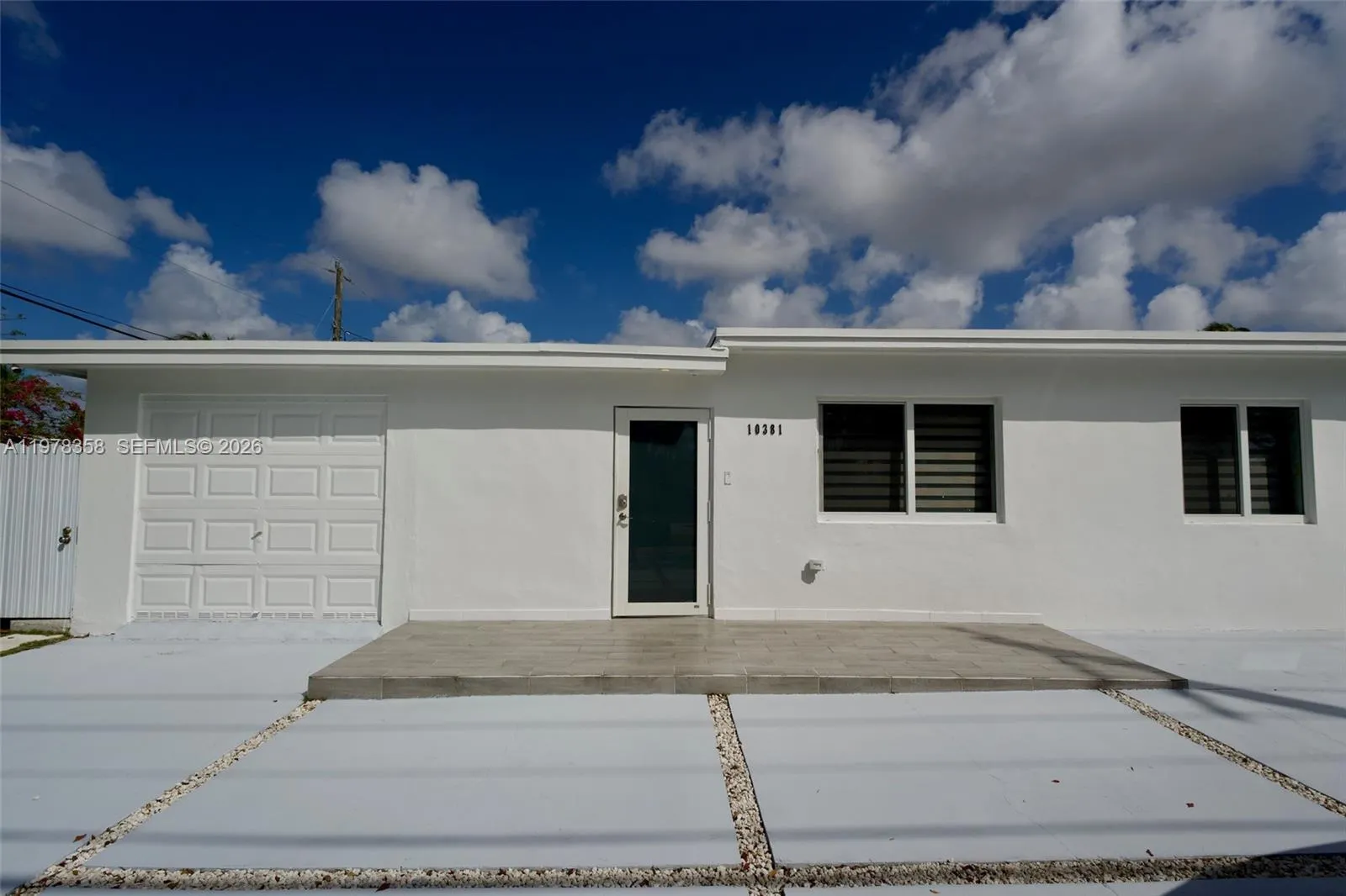 3 bedroom 3 bath for sale at 10381 SW 32nd St, Miami FL 33165