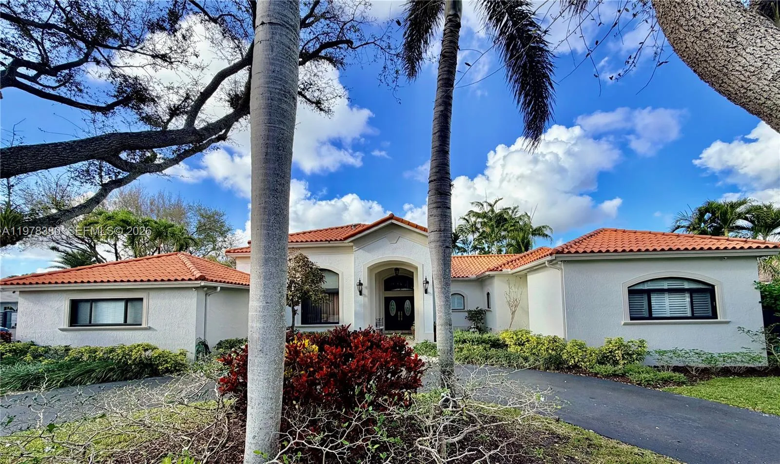 6 bedroom 4 bath for sale at 12391 SW 75th St, Miami FL 33183