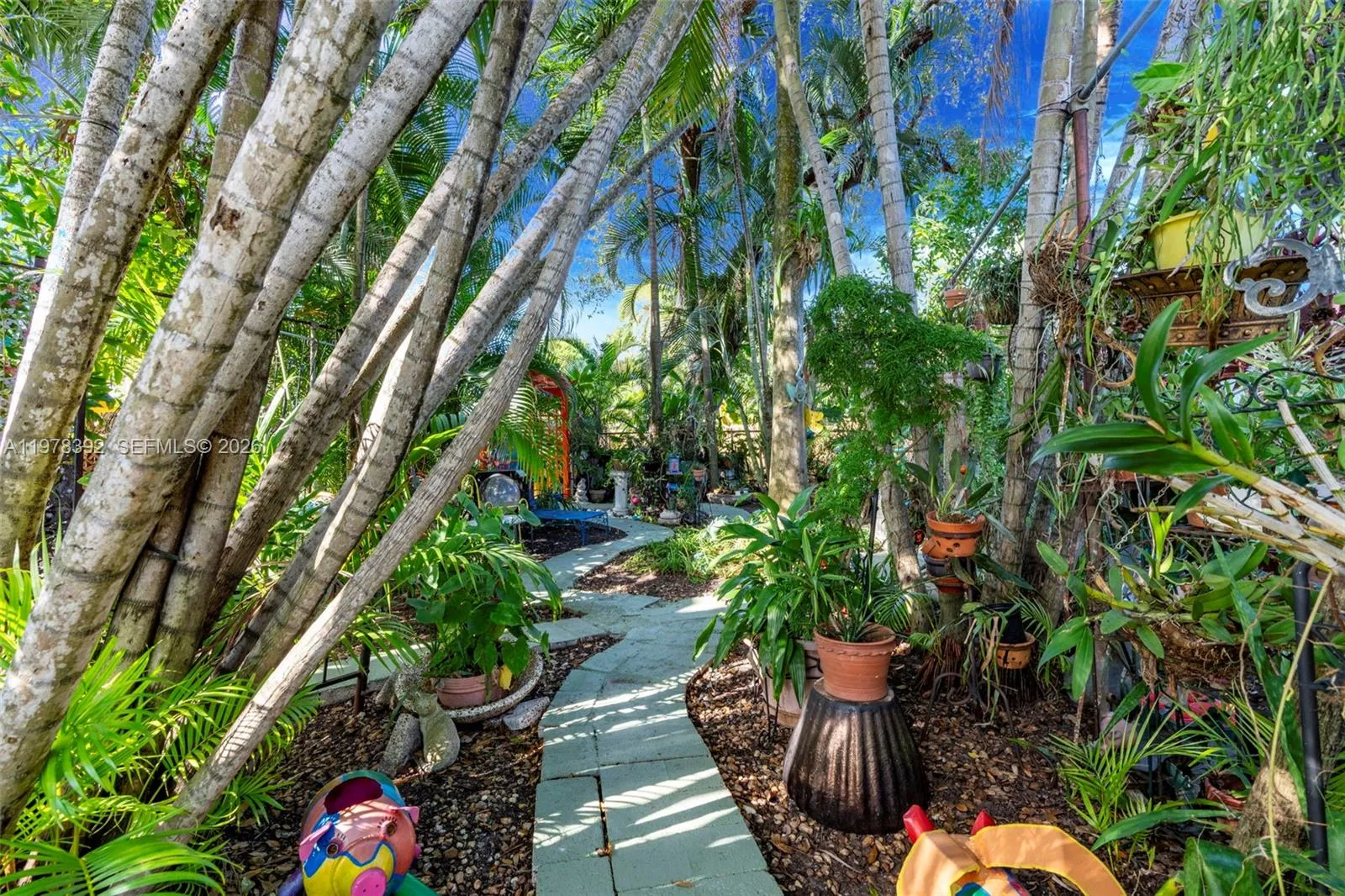 1 bedroom 2 bath for sale at 2361 SW 18th Ave, Fort Lauderdale FL 33315