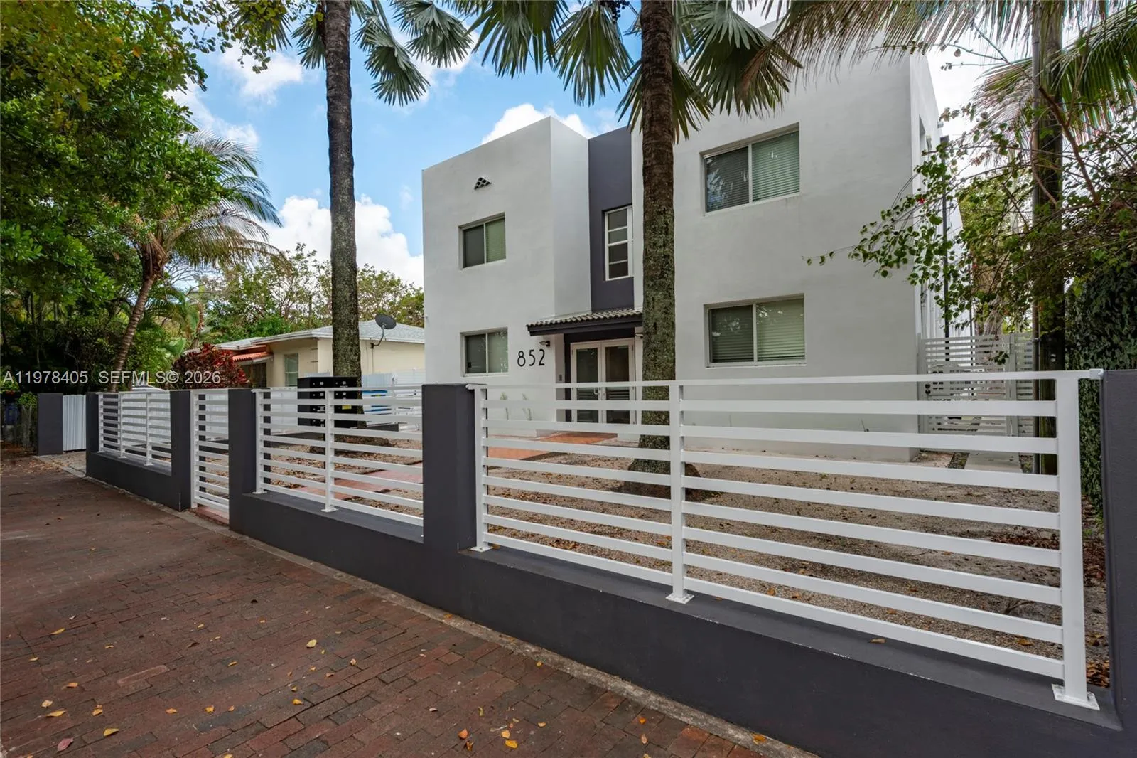 for sale at 852 SW 13th Ave, Miami FL 33135