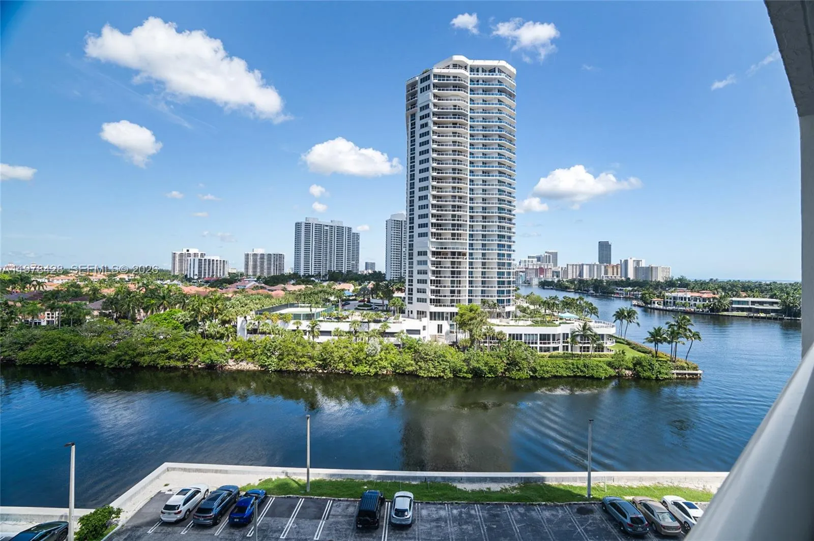20515 E Country Club Dr # 849, Aventura FL 33180