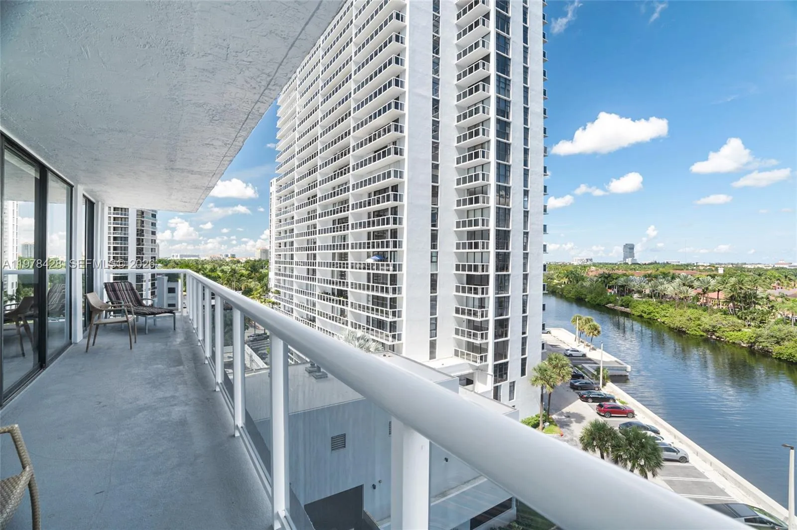 20515 E Country Club Dr # 849, Aventura FL 33180
