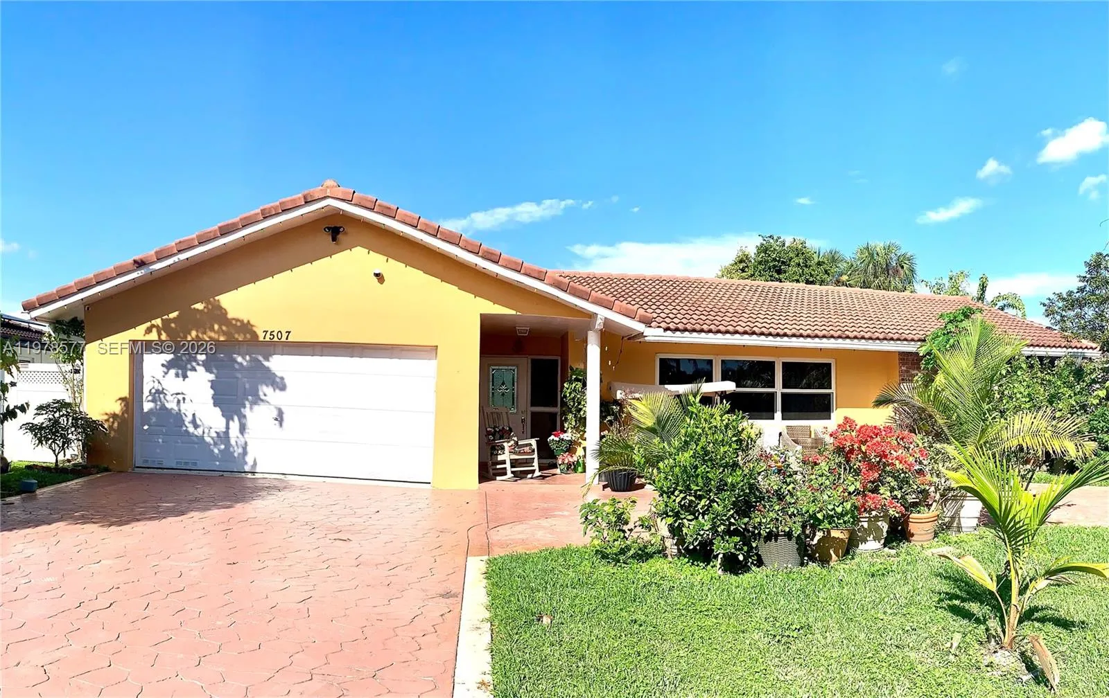 7507 NW 41st St, Coral Springs FL 33065