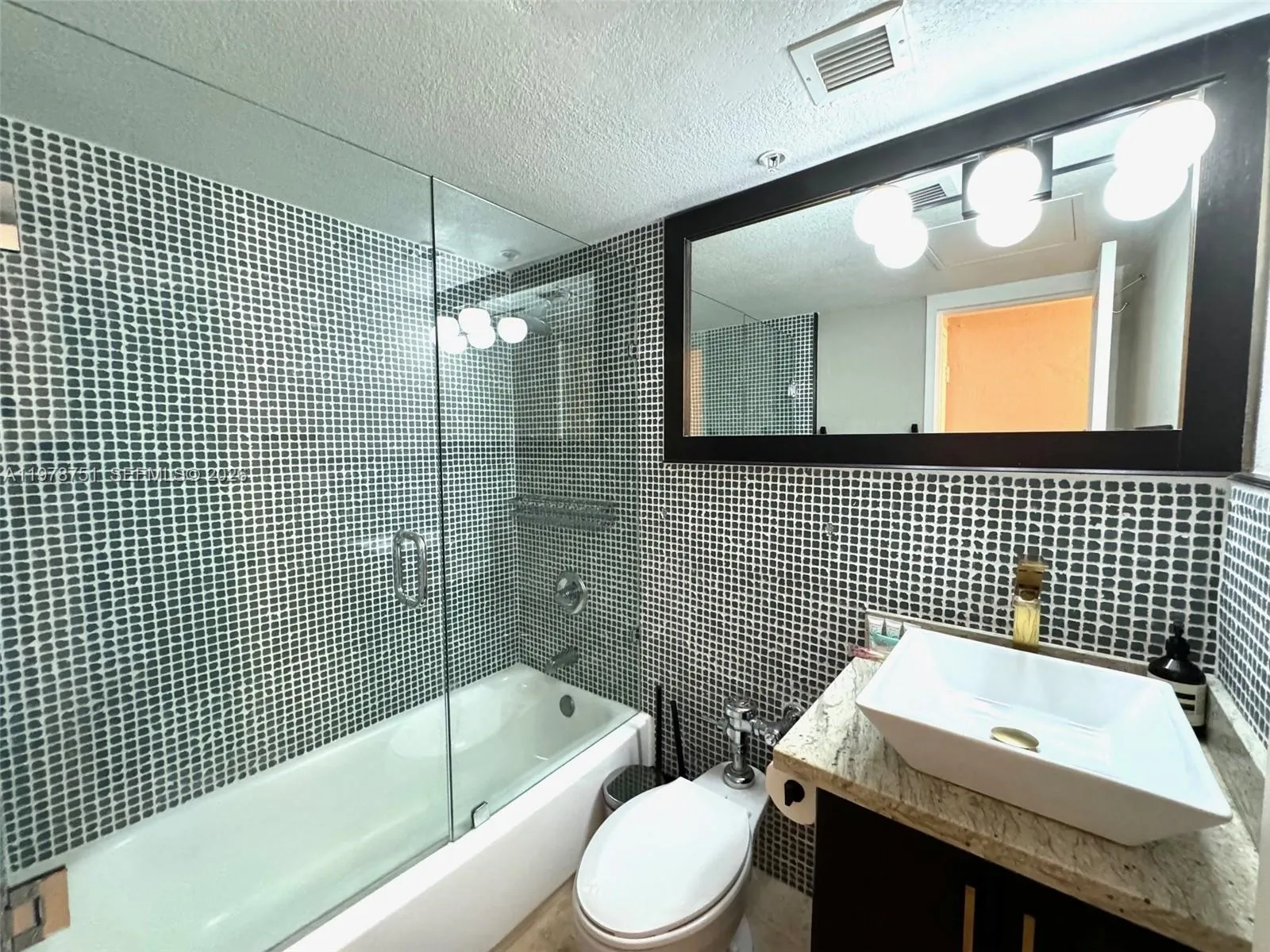 1500 Bay Rd # 1180S, Miami Beach FL 33139