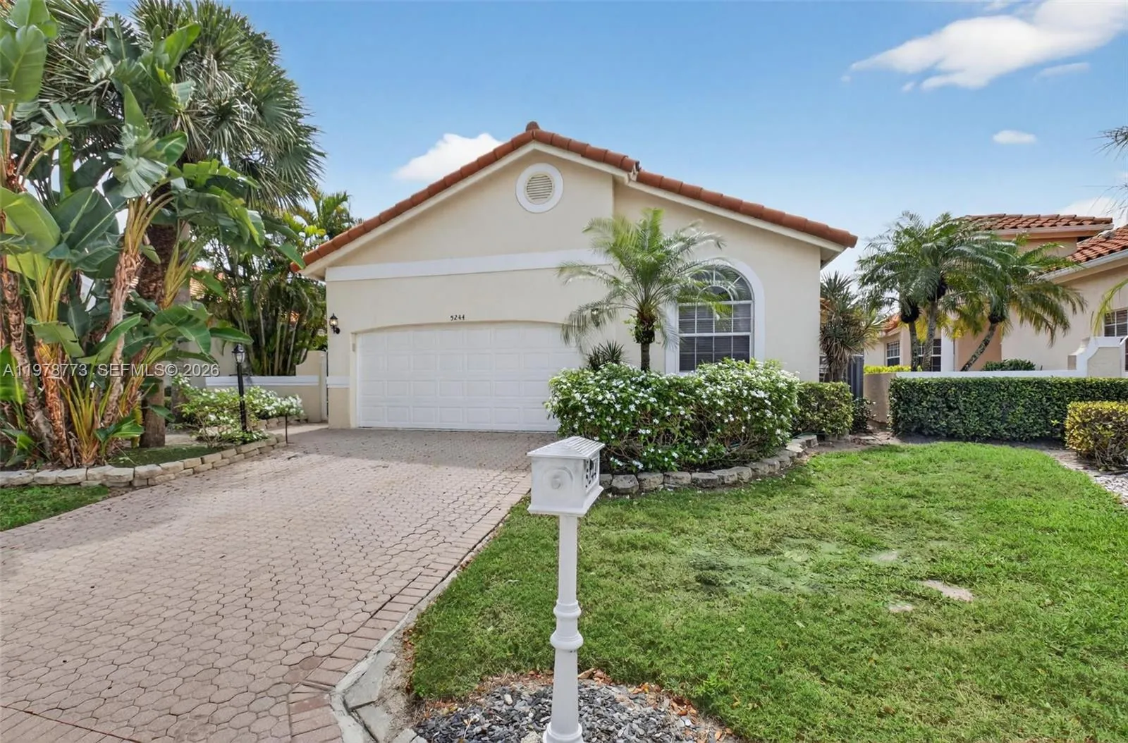 3 bedroom 2 bath for sale at 5244 Bodega Pl, Delray Beach FL 33484