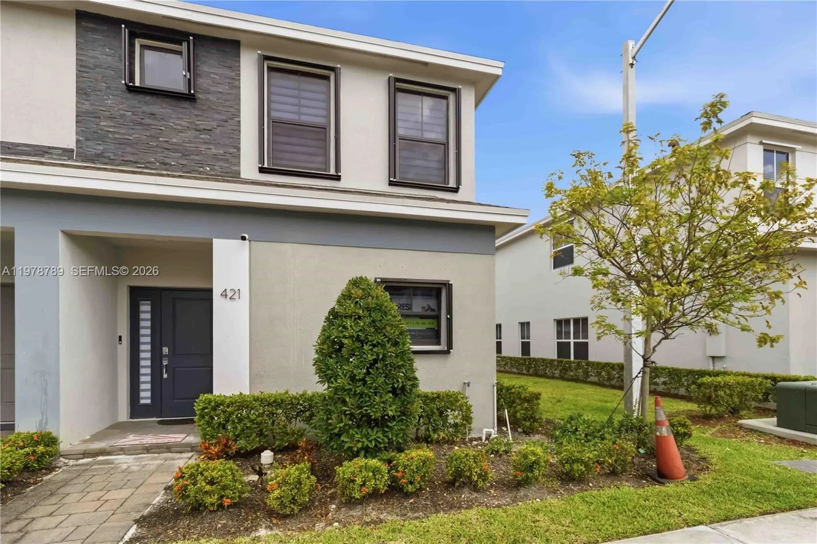 3 bedroom 2 bath for sale at 421 NE 1st Dr, Florida City FL 33034