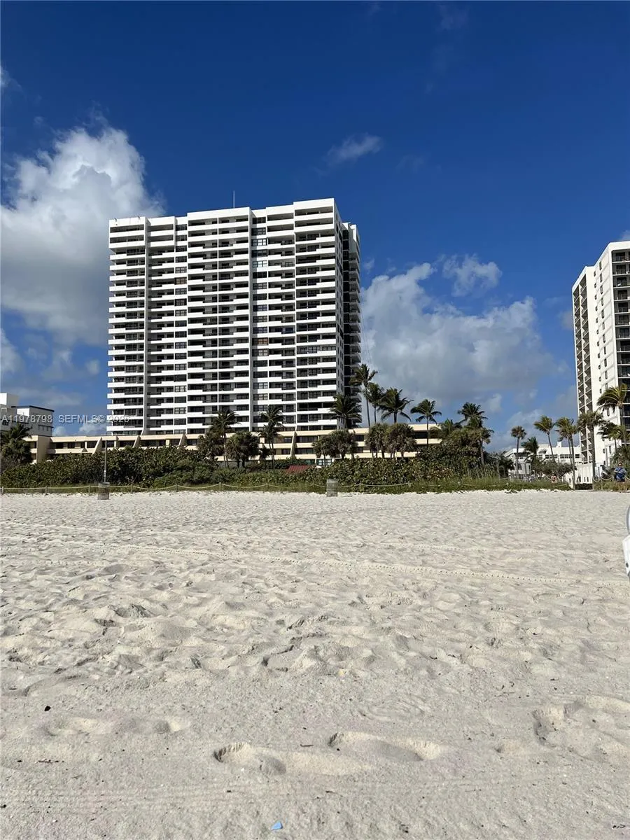 2555 Collins Ave # 506, Miami Beach FL 33140